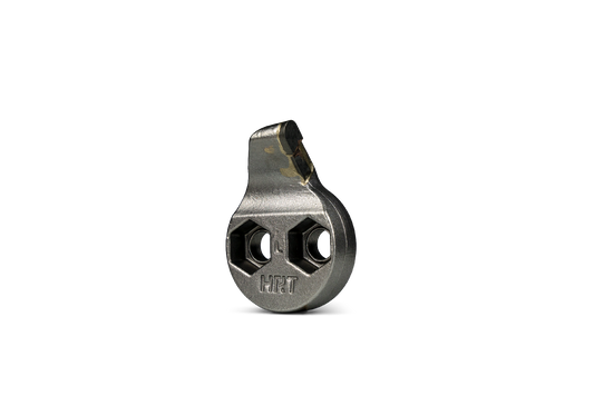 Outil HRT® compatible avec les dessoucheuses Rayco, FSI, Carlton et Vermeer. Outil de gauche avec trous de fixation.