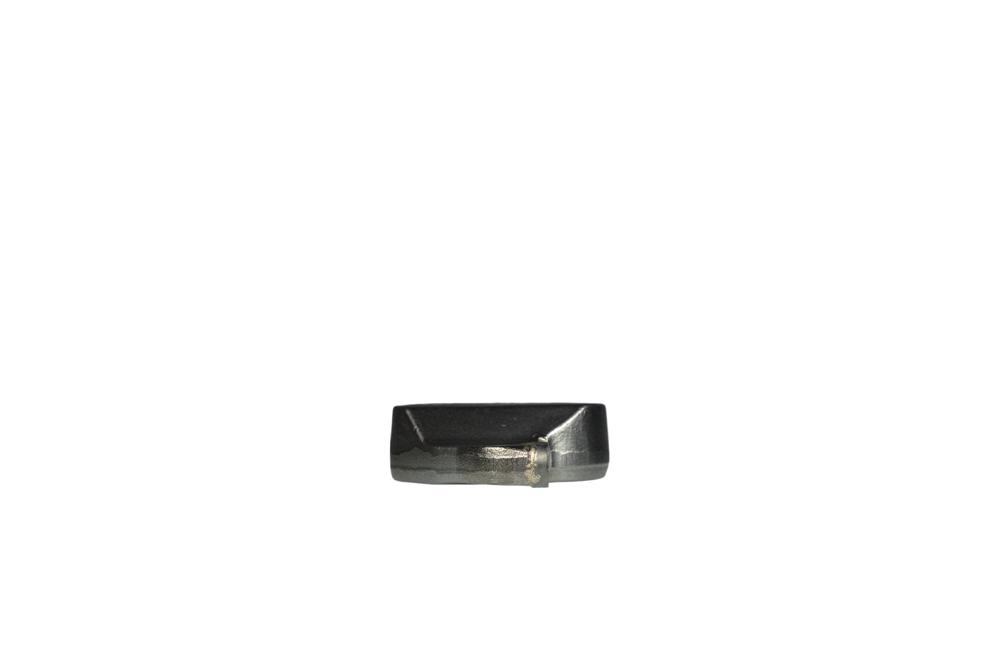 Outil HRT® compatible avec les dessoucheuses Rayco, FSI, Carlton et Vermeer. Outil adapté avec trous de fixation.