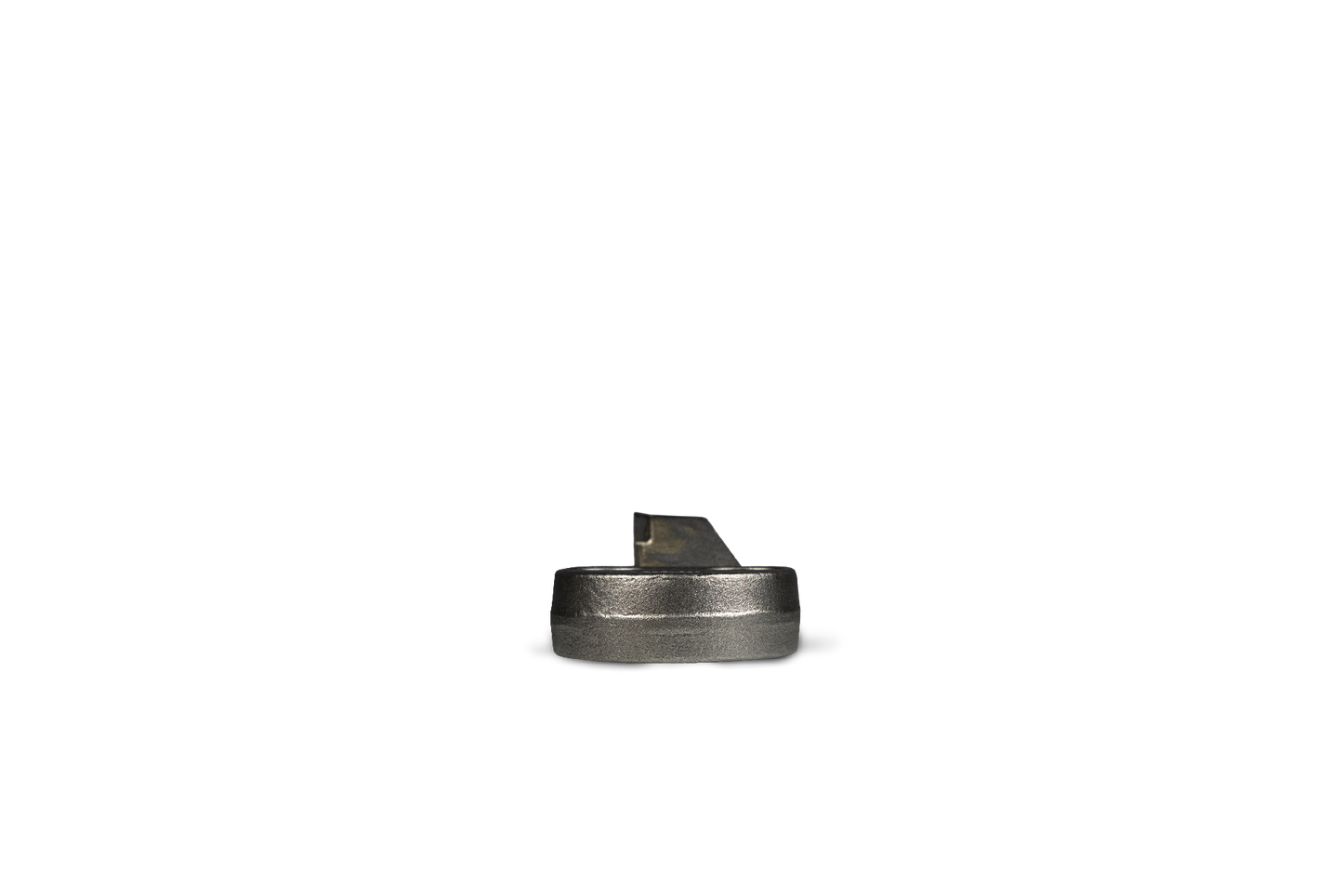 Outil HRT® compatible avec les dessoucheuses Rayco, FSI, Carlton et Vermeer. Outil adapté avec trous de fixation.